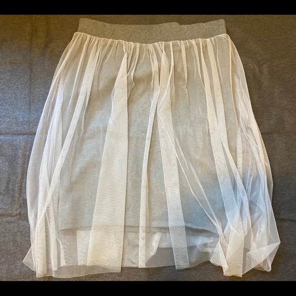 Skirt - Picture 2 of 2